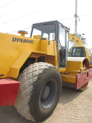 สภาพ 85 \% DYNAPAC-CA30D เก่านอก ไม่เคยงานในไทย มาก่อน สภาพ 85 \% DYNAPAC-CA30D เก่านอก ไม่เคยงานในไทย มาก่อน