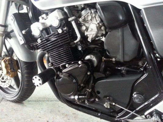 sf400 tec1 ปี 2001 พร้อม สรรพสามิตร(เอกสารตัวจริงแท้) สีเดิมโรงงานสภาพสวย เครื่องเยี่ยม แน่น นิ่ง