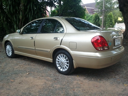 ขาย Sunny Super Neo 1.8 ปี05 AT รถบ้านป้ายแดงมือเดียว สีเดิมทั้งคัน เจ้าของใช้ถนอมมาก