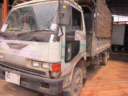 ขาย HINO FC144A เครื่องWO6E 145แรงดั้มเกษตร ปี40 รถห้างแท้