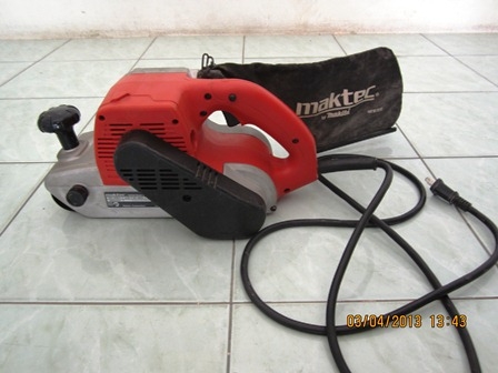 เครื่องขัดกระดาษทรายMaktec MT940 ใหม่กริ๊ป อุปกรณ์ครบ