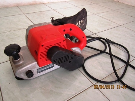 เครื่องขัดกระดาษทรายMaktec MT940 ใหม่กริ๊ป อุปกรณ์ครบ