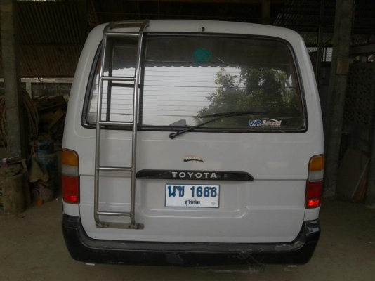 ขาย รถตู้ สภาพสวย toyota hiace ปี 93 เครื่องเดิม 2500 .