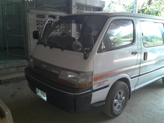 ขาย รถตู้ สภาพสวย toyota hiace ปี 93 เครื่องเดิม 2500 .