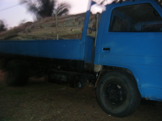 NKR 110เครื่องแน่นแรงทำมาใหม่ให้หมด ยางใหม่ อ.ว.ท พวงมาลัยพาเวอร์บรรทุก 5 ตันสบาบ