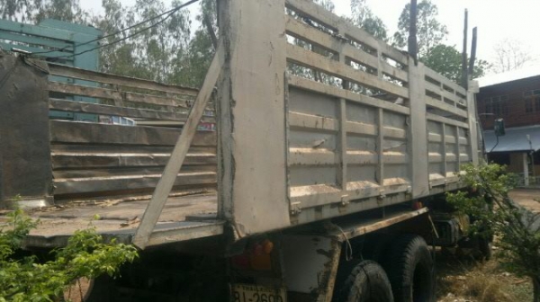 ขายด่วน ISUZU DECA270สองเพลาดั้มปี2546 มีระบบลำโพงลากลูกสภาพพร้อมใช้งานรีโทร 0801515451 0811838154