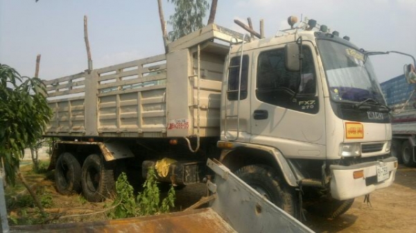 ขายด่วน ISUZU DECA270สองเพลาดั้มปี2546 มีระบบลำโพงลากลูกสภาพพร้อมใช้งานรีโทร 0801515451 0811838154