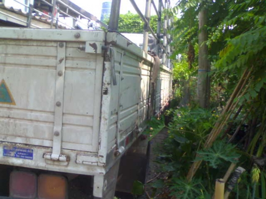 ขายด่วน FRR32L1 6HE1 ยาว6.20เมตรแคชชีสวย ยาง70\% ขายด่วน FRR32L1 6HE1 ยาว6.20เมตรแคชชีสวย ยาง70\%