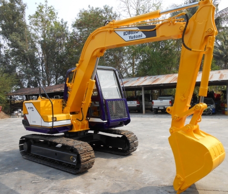 ขายรถขุด KOBELCO SK60. MARK 3  พร้อท LINE หัวกระแทก(หัวแย๊ก)เก่านอกปรับสภาพแล้วพร้อมใช้งาน