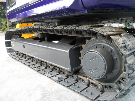 ขายรถขุด KOBELCO SK60. MARK 3  พร้อท LINE หัวกระแทก(หัวแย๊ก)เก่านอกปรับสภาพแล้วพร้อมใช้งาน