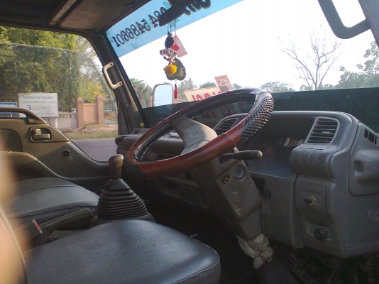 รถ6ล้อnpr120ปี40ผาขาว