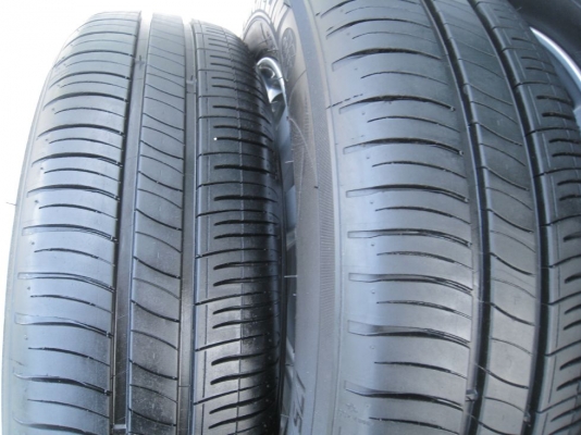 ขายล้อแม็กเดิม honda brio 14"x5" 4รู 100 et50 +ยางปี12 (081-3747940)