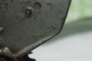 เลื่อยวงเดือนยี่ห้อ makita รุ่น 5103ขนาดใส่ใบได้ 13 นิ้ว พร้อมใช้ครับ