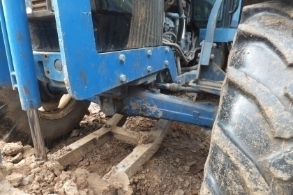 รถไถนาฟอร์ด 6640 (รถนอก)ปี55 ใช้งาน 5404 ชม. คานหน้าคาเรโร่ 2 เพลา รถไถนาฟอร์ด 6640 (รถนอก)ปี55 ใช้งาน 5404 ชม. คานหน้าคาเรโร่ 2 เพลา