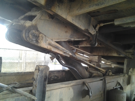 ขายด่วน..รถสิบล้อ HINO FM 17 เครื่องยนต์ HO7C รุ่นใหม่ เบรคทิ๊ฟฟี่ เกียร์ใหญ่ เครื่องดี คัสซีสวย ปะผุพื้นเก๋งฟรีให้เรียบร้อย ไม่มีทะเบียน.