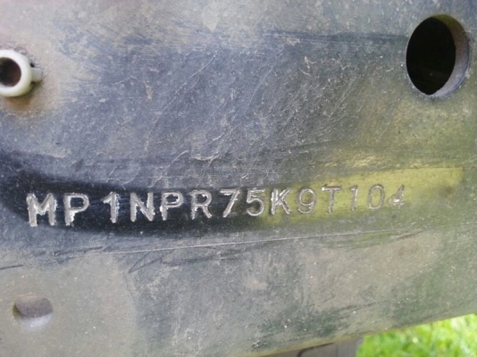 รถอิซูซุ 6 ล้อ รั่ว 150 แรงม้า ปี 54 สนใจติดต่อ 081 - 6079515 รถอิซูซุ 6 ล้อ รั่ว 150 แรงม้า ปี 54 สนใจติดต่อ 081 - 6079515