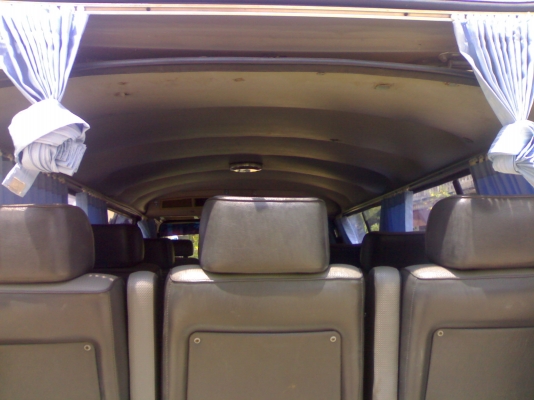 ขายรถตู้หัวจรวด ปี94 เครื่อง2500 สภาพสวยๆคับลดได้160000เอาไปเลยคับ