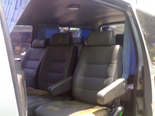 ขายรถตู้หัวจรวด ปี94 เครื่อง2500 สภาพสวยๆคับลดได้160000เอาไปเลยคับ