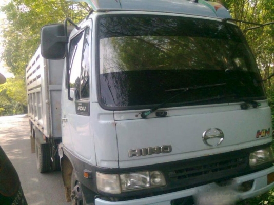 รถฮีโน่ 6 ล้อดั๊ม FC4J  145 แรงม้า  สนใจติดต่อ 081 - 6079515