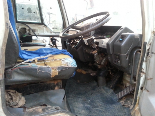 ขายด่วน MITSUBISHI FN527MTD5800สองเพลาดั้มสภาพเดิมๆไม่มีลูกผสมรรีบโทร 0801515451 0811838154