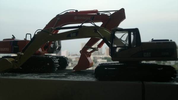 รถcatterpillar มีหลายแบบคับ จัดมาให้ชมกันเลยคับ รถcatterpillar มีหลายแบบคับ จัดมาให้ชมกันเลยคับ