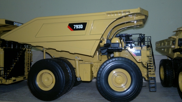 รถcatterpillar มีหลายแบบคับ จัดมาให้ชมกันเลยคับ รถcatterpillar มีหลายแบบคับ จัดมาให้ชมกันเลยคับ