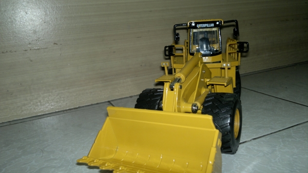 รถcatterpillar มีหลายแบบคับ จัดมาให้ชมกันเลยคับ รถcatterpillar มีหลายแบบคับ จัดมาให้ชมกันเลยคับ