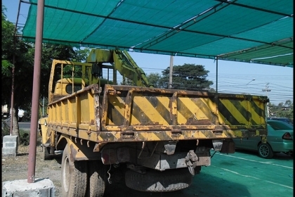 สิบล้อรถเฮี๊ยบ ลดแหลกสุดๆ ร้อนตูดอยากขาย!!!