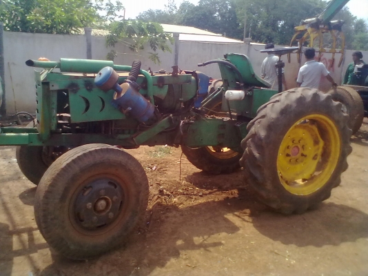 ขายรถไถ เป็น ford 3000 ถอดคีบออก ไปใส่ 4wd