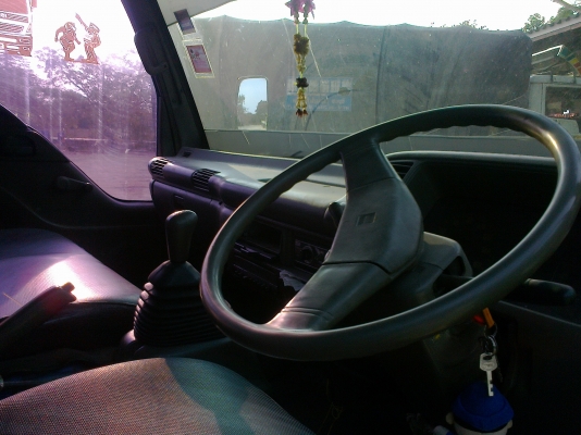 ขาย NPR 120  ฝาขาว ปี 43  ช่วงล่างใหญ่  F-หน้า  F - หลัง