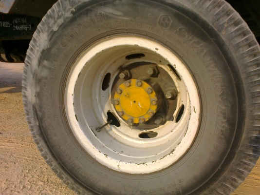 ขาย NPR 120  ฝาขาว ปี 43  ช่วงล่างใหญ่  F-หน้า  F - หลัง