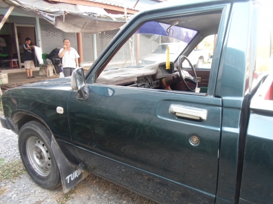 TOYOTA  LN ม้ากระโดด 2 ตา สภาพสวย 75,000 พร้อมขับ