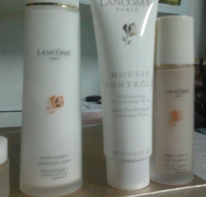 ขายเครื่องสำอาง ขายเครื่องสำอาง