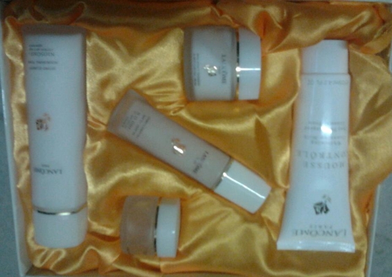 ขายเครื่องสำอาง