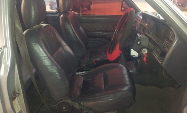 ขอขายของดีราคาถูก B2500 ครับ