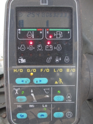 สภาพ 95 \% KOMATSU PC130-6  เก่านอก เอวแน่น ปั็มแรง สภาพพร้อมใช้ สุดๆเอาไปแบ่งกันใช้ได้เลยครับ  แทรกกว้าง เดินไว