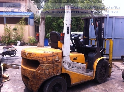 ขายรถ โฟล์คลิฟท์ TCM รุ่น FD30C7