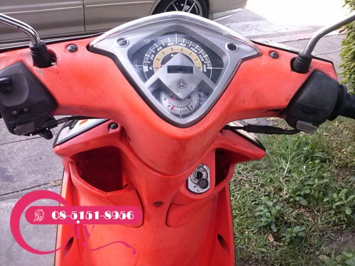 ขายด่วน MIO ปี 53 เครื่องดี ชุดสีมีแตกบ้างตามรูป ขายตามสภาพ คุ้มแน่ๆ ชุดโอนครบ โทร 085-1518956