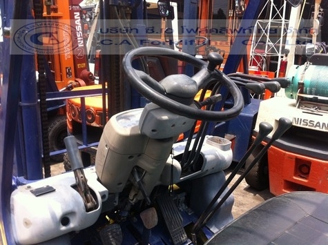 ขาย รถโฟล์คลิฟท์ KOMATSU รุ่น FD25-12C