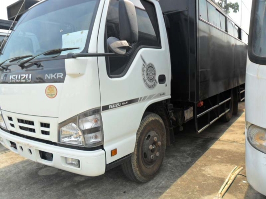 Isuzu NKR ปี 51,130 แรง