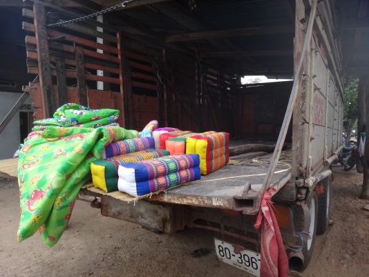 ขายด่วน  สิบล้อหัวยาวเพลาเดียว  มีสโลว์  เครื่อง145   พร้อมใช้งาน