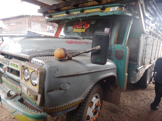 ขายด่วน  สิบล้อหัวยาวเพลาเดียว  มีสโลว์  เครื่อง145   พร้อมใช้งาน