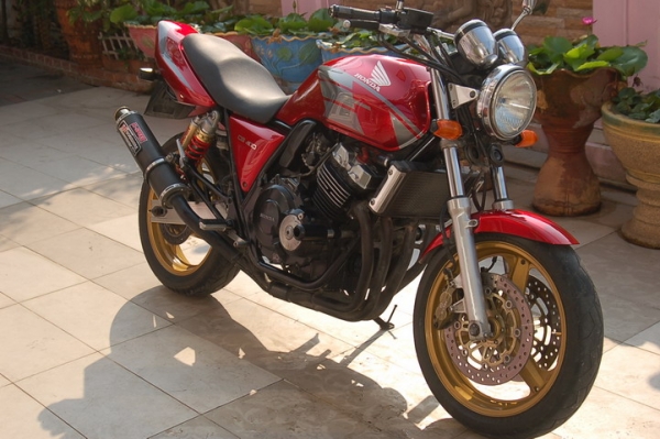 CB400 Y98 Version S สีแดงแก้ว ท่อสูตร สภาพสวยๆ