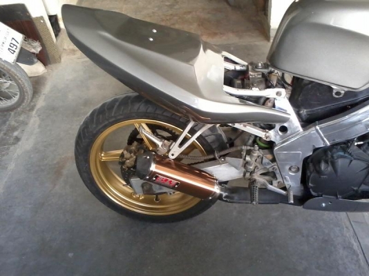 รับสงกราน ขาย ZX 250 แต่งแนวBUELLหล่อๆ 43000