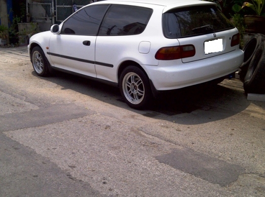 ขาย civic 3 Dr สีขาว ปี95 ออโต้ หัวฉีด ดิส4ล้อ ไม่แก๊ส สด140,000
