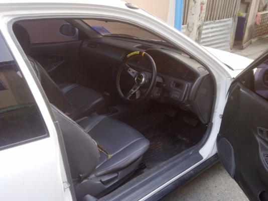 ขาย civic 3 Dr สีขาว ปี95 ออโต้ หัวฉีด ดิส4ล้อ ไม่แก๊ส สด140,000