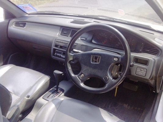 ขาย civic 3 Dr สีขาว ปี95 ออโต้ หัวฉีด ดิส4ล้อ ไม่แก๊ส สด140,000