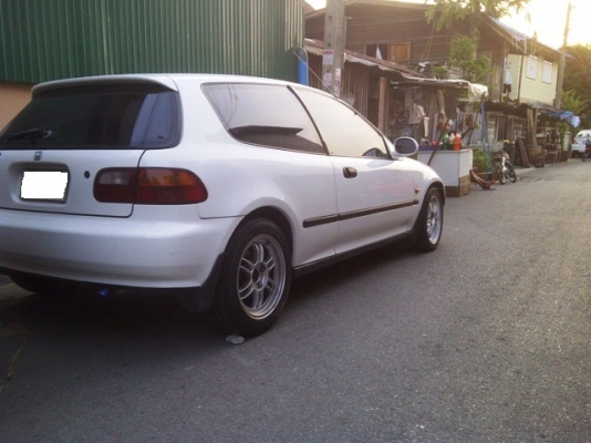 ขาย civic 3 Dr สีขาว ปี95 ออโต้ หัวฉีด ดิส4ล้อ ไม่แก๊ส สด140,000
