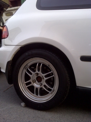 ขาย civic 3 Dr สีขาว ปี95 ออโต้ หัวฉีด ดิส4ล้อ ไม่แก๊ส สด140,000