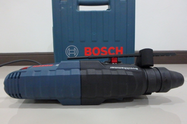 โรตารี่ Bosch 3 ระบบ รุ่น 2-24 DRE ของแท้ 790 W. สภาพใหม่มาก พร้อมกล่อง